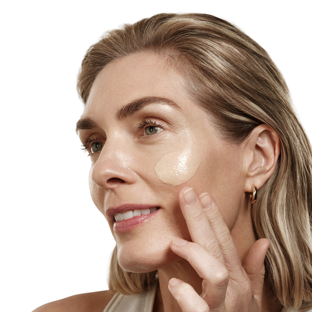 #3 The Brilliance Tinted Serum SPF50+